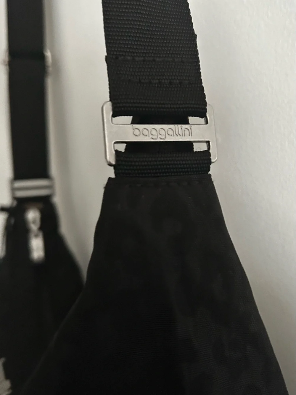 Baggallini Black Hobo Shoulder Bag